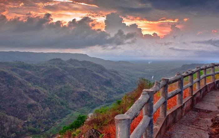 10 Tempat Wisata Alam di Jogja Terbaru Yang Bagus & Lagi