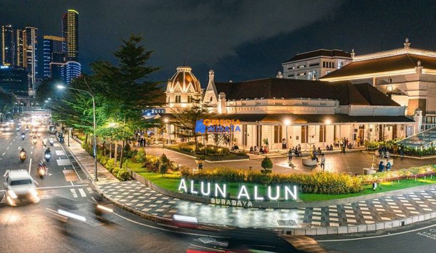 Alun-Alun Surabaya
