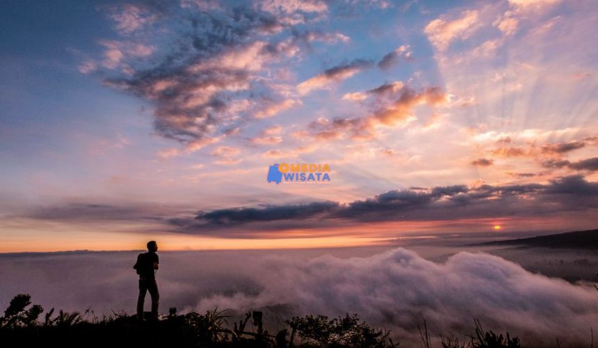 Bukit Sriti – Spot Camping Favorit