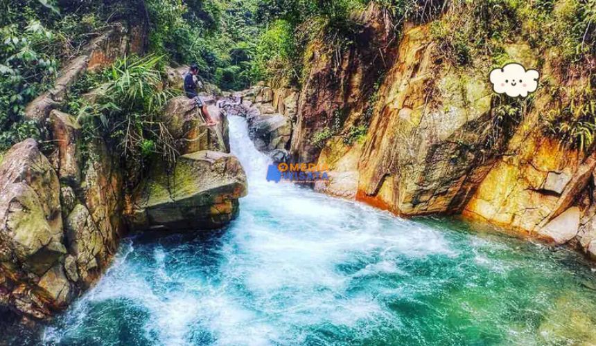 Curug Leuwi Hejo – Surga Tersembunyi di Bogor
