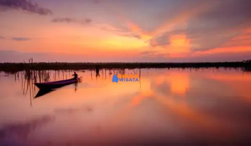 Danau Bulat