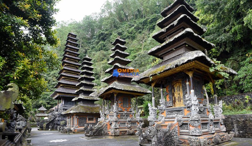 Daya Tarik Pura Hulundanu Batur Songan