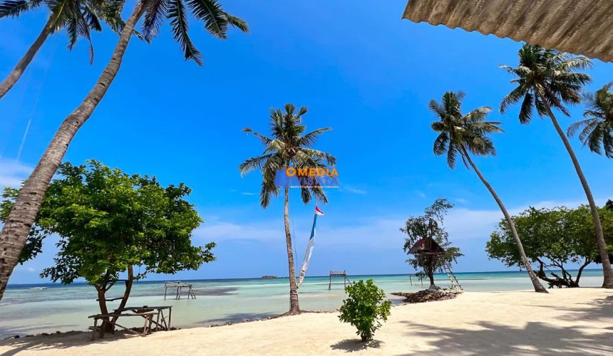 Daya Tarik Utama Pantai Bobby Karimunjawa