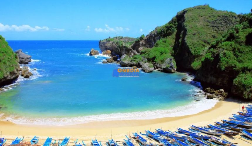 Daya Tarik Utama Pantai Ngrenehan