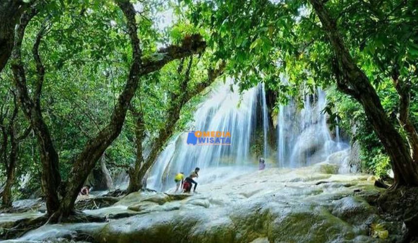 Daya Tarik Utama Pantai Pelang