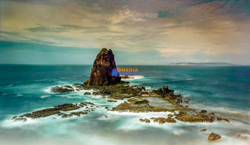 Daya Tarik yang Membuat Pantai Papuma Wajib Masuk Bucket List