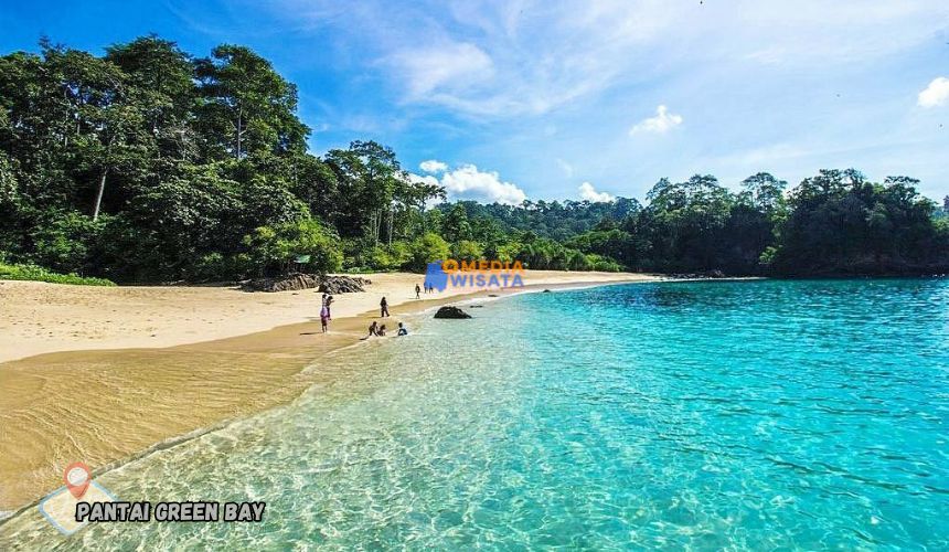 Pantai Green Bay