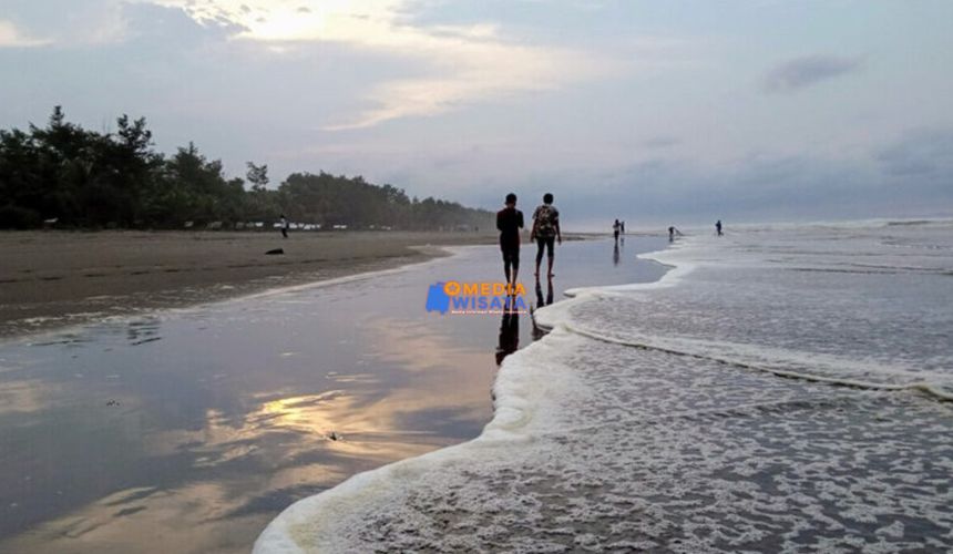 Pantai Widarapayung