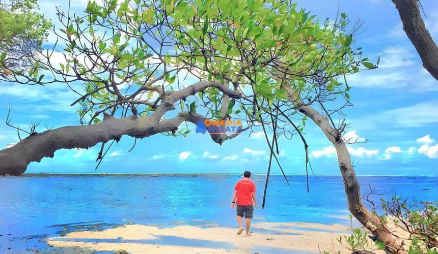 Pesona Unik Pantai Kutang