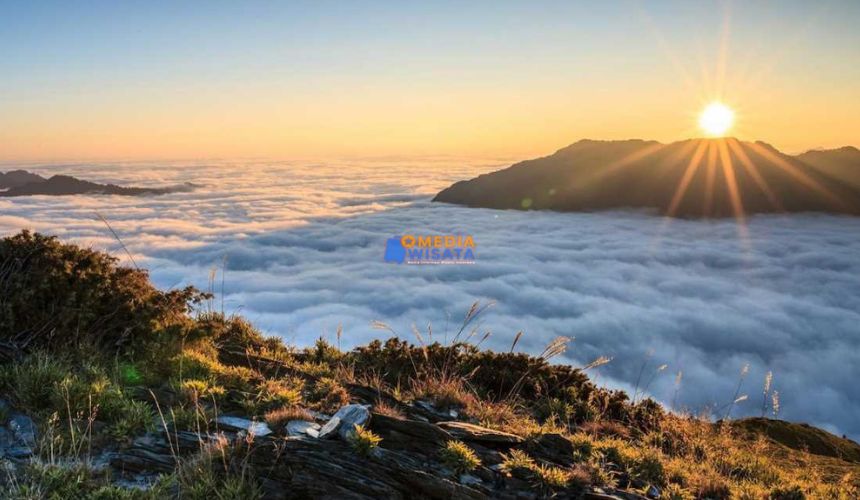 Puncak B29 – Negeri di Atas Awan